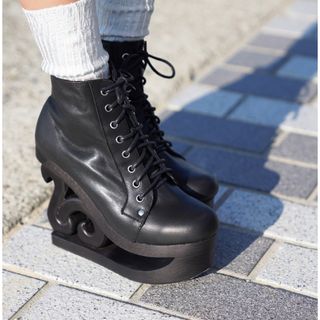 ジェフリーキャンベル(JEFFREY CAMPBELL)のJeffrey Campbell スケートヒールレースアップブーツ 黒(ブーツ)