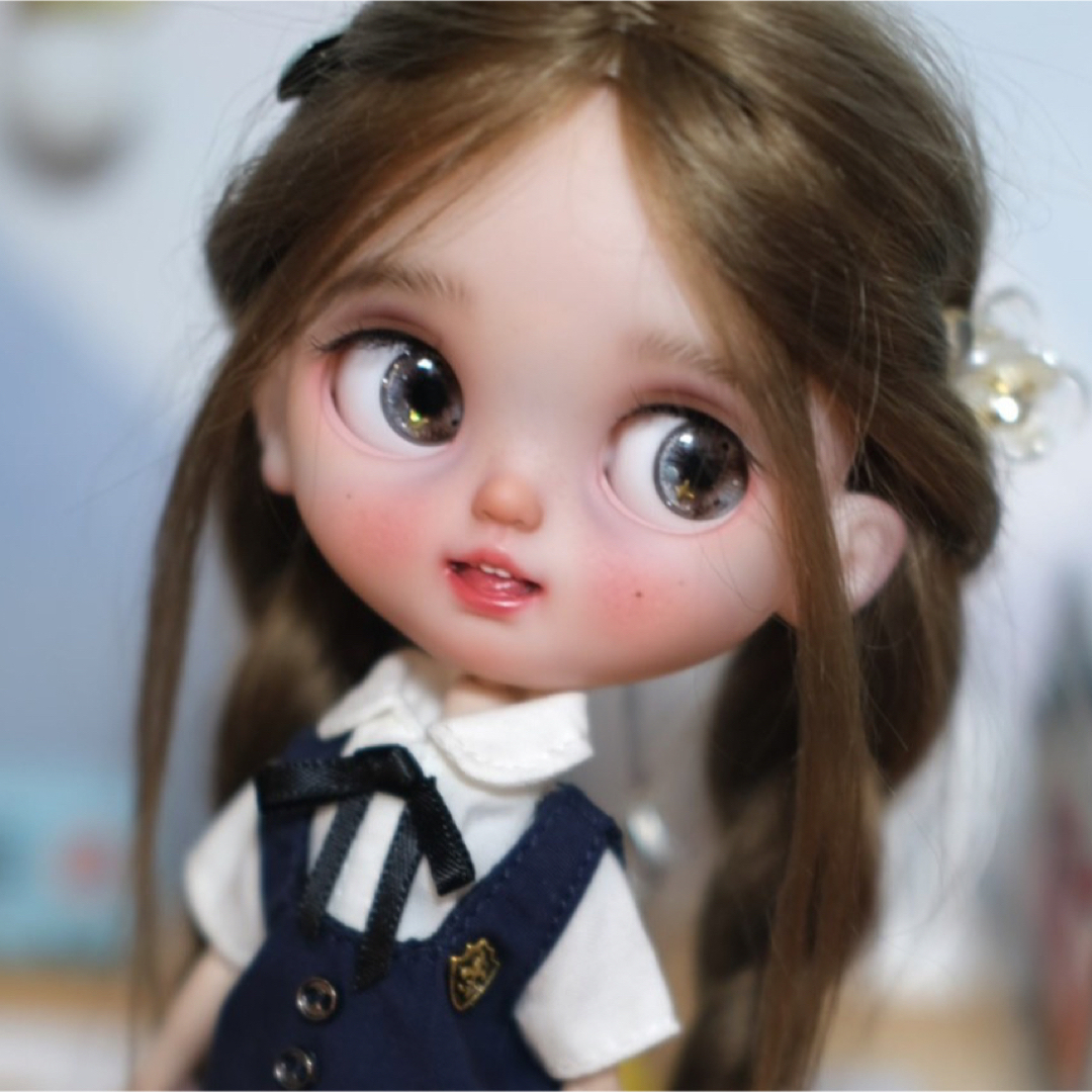 カスタムポップマートブライス 海外作家様 優しい きれい 笑顔ちゃんの