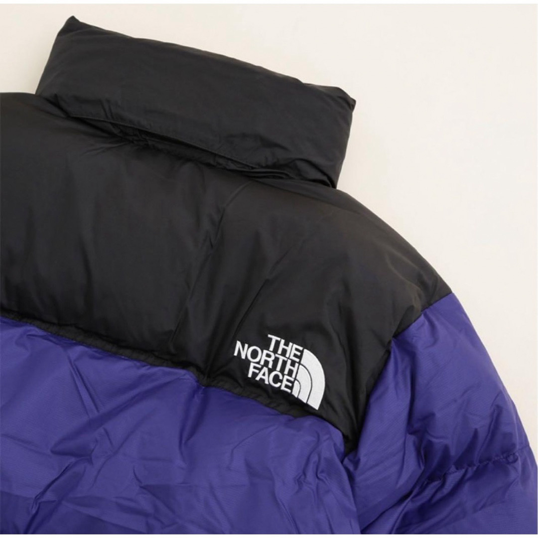 THE NORTH FACE(ザノースフェイス)の【新品】ノースフェイス　ヌプシジャケット　Mサイズ　ラピスブルー　完売品！ メンズのジャケット/アウター(ダウンジャケット)の商品写真