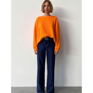 ザラ(ZARA)の［Morio様専用］ZARA オーバーサイズキルティングスウェット　オレンジ(トレーナー/スウェット)