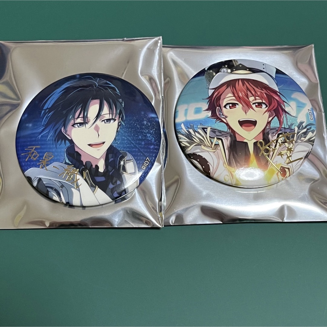 アイナナ ブラホワ 缶バッジ 一織 陸の通販 by ゆま's shop|ラクマ