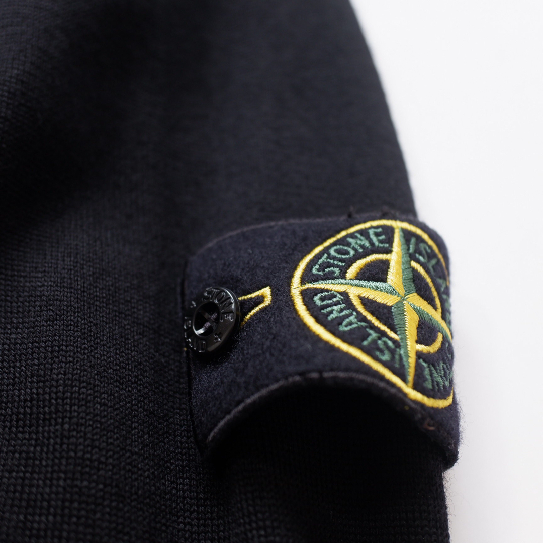 STONE ISLAND(ストーンアイランド)の新品正規品 Stone Island 510C4 バージンウール ニット メンズのトップス(ニット/セーター)の商品写真