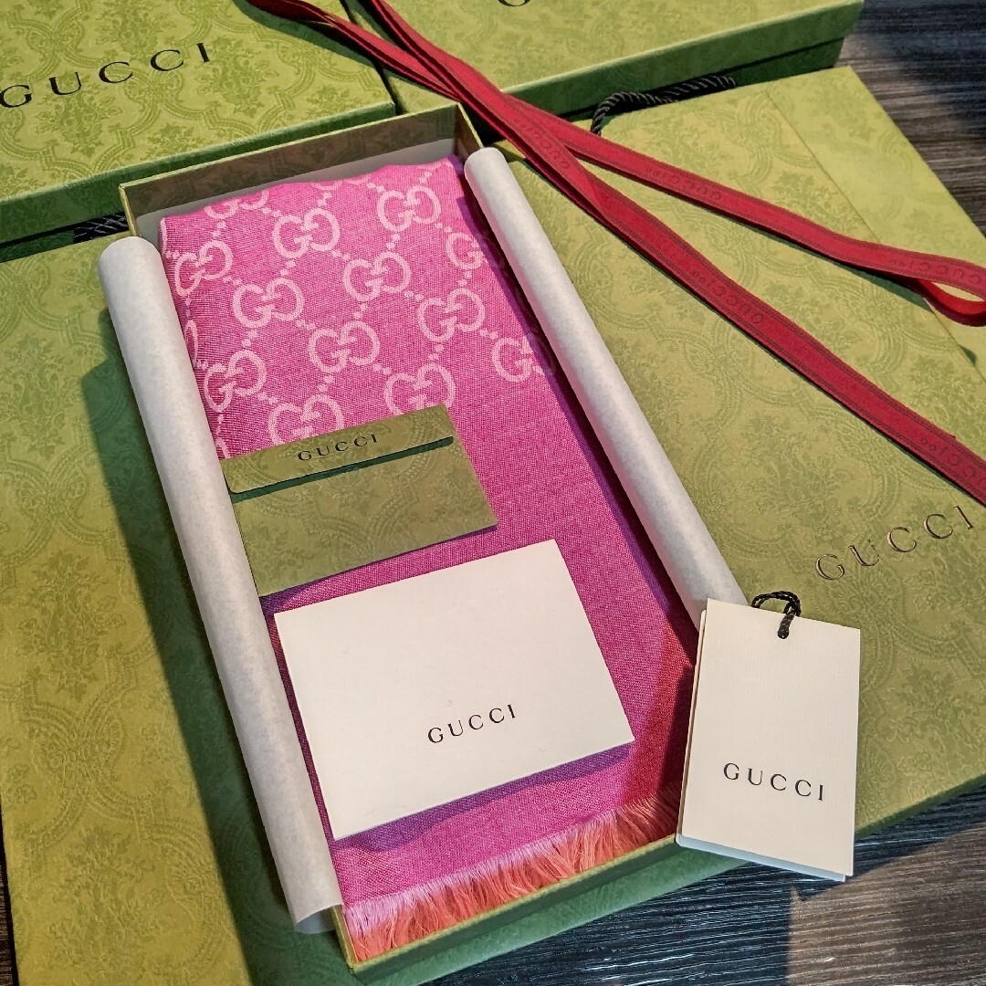 Gucci - ❤美品箱付き❤ GUCCI マフラー ストール ショール スカーフ