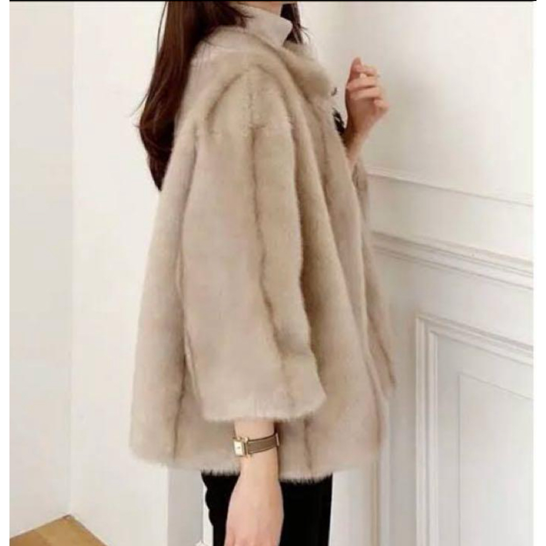 dholic(ディーホリック)の【ENEU】エヌ 大人気　完売　fake fur coat レディースのジャケット/アウター(毛皮/ファーコート)の商品写真