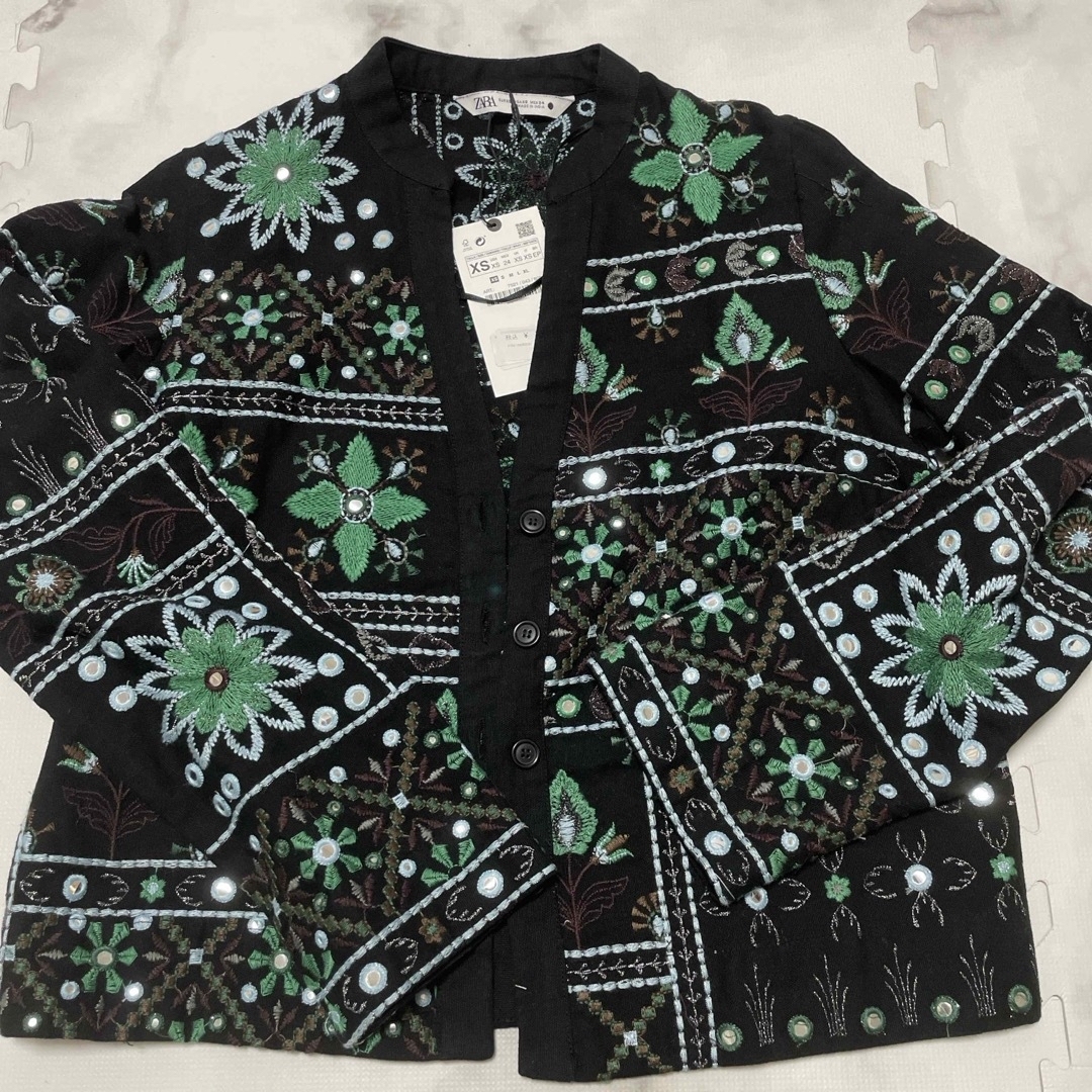 ZARA - 刺繍 ジャケット ZARAの通販 by おまとめ割承ります ZARA - 刺繍 ジャケット ZARAの通販 by おまとめ割承ります