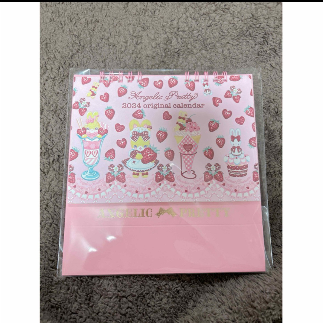 Angelic Pretty(アンジェリックプリティー)のangelic pretty 2024 オリジナル カレンダー インテリア/住まい/日用品の文房具(カレンダー/スケジュール)の商品写真