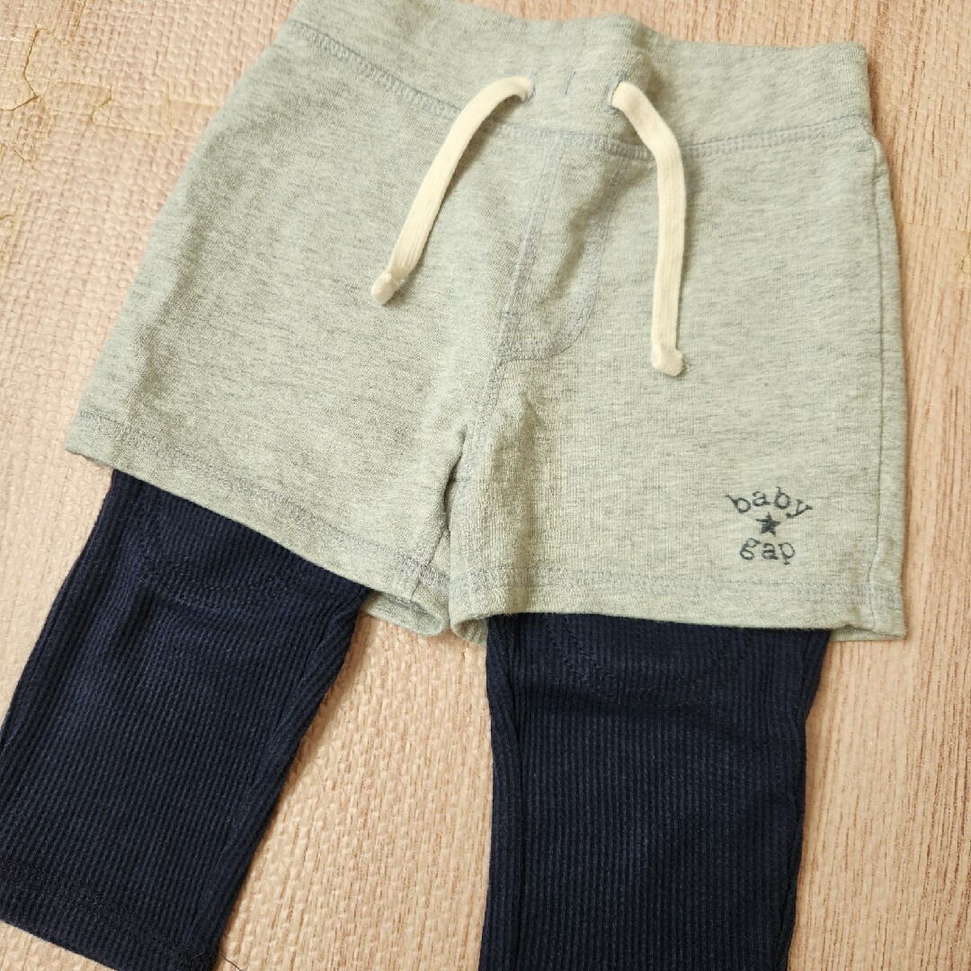 babyGAP(ベビーギャップ)のbaby GAP パンツ　ズボン キッズ/ベビー/マタニティのベビー服(~85cm)(パンツ)の商品写真