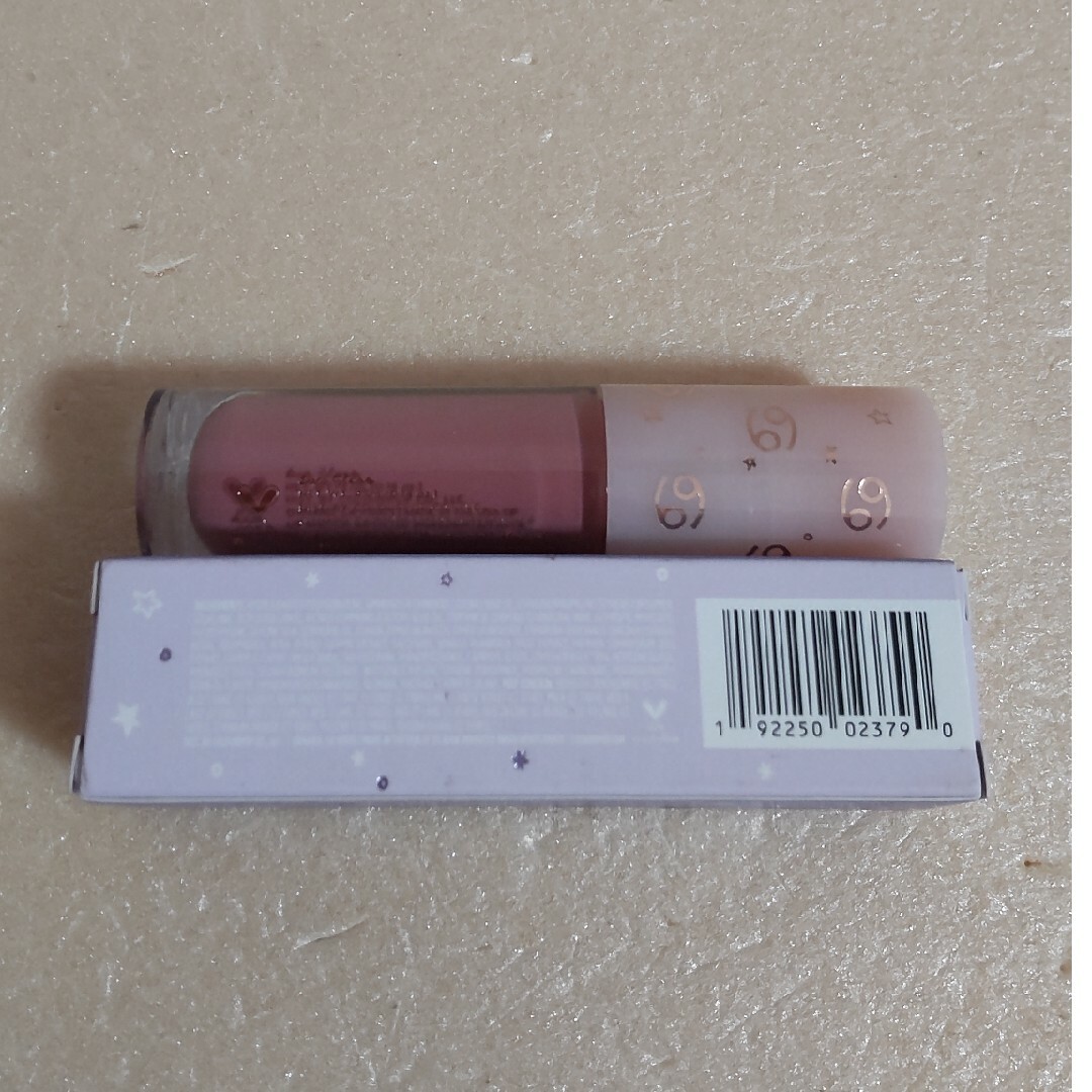 colourpop(カラーポップ)の［未使用※］カラーポップLUX Gloss 蟹座creature comfort コスメ/美容のベースメイク/化粧品(リップグロス)の商品写真