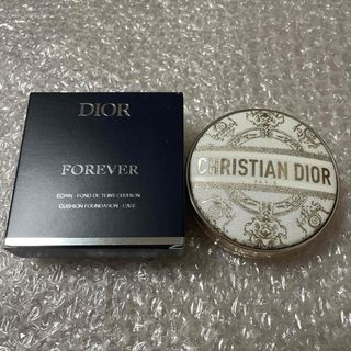 クリスチャンディオール(Christian Dior)のディオール　クリスマス限定　ファンデ　ケース　新品(ボトル・ケース・携帯小物)