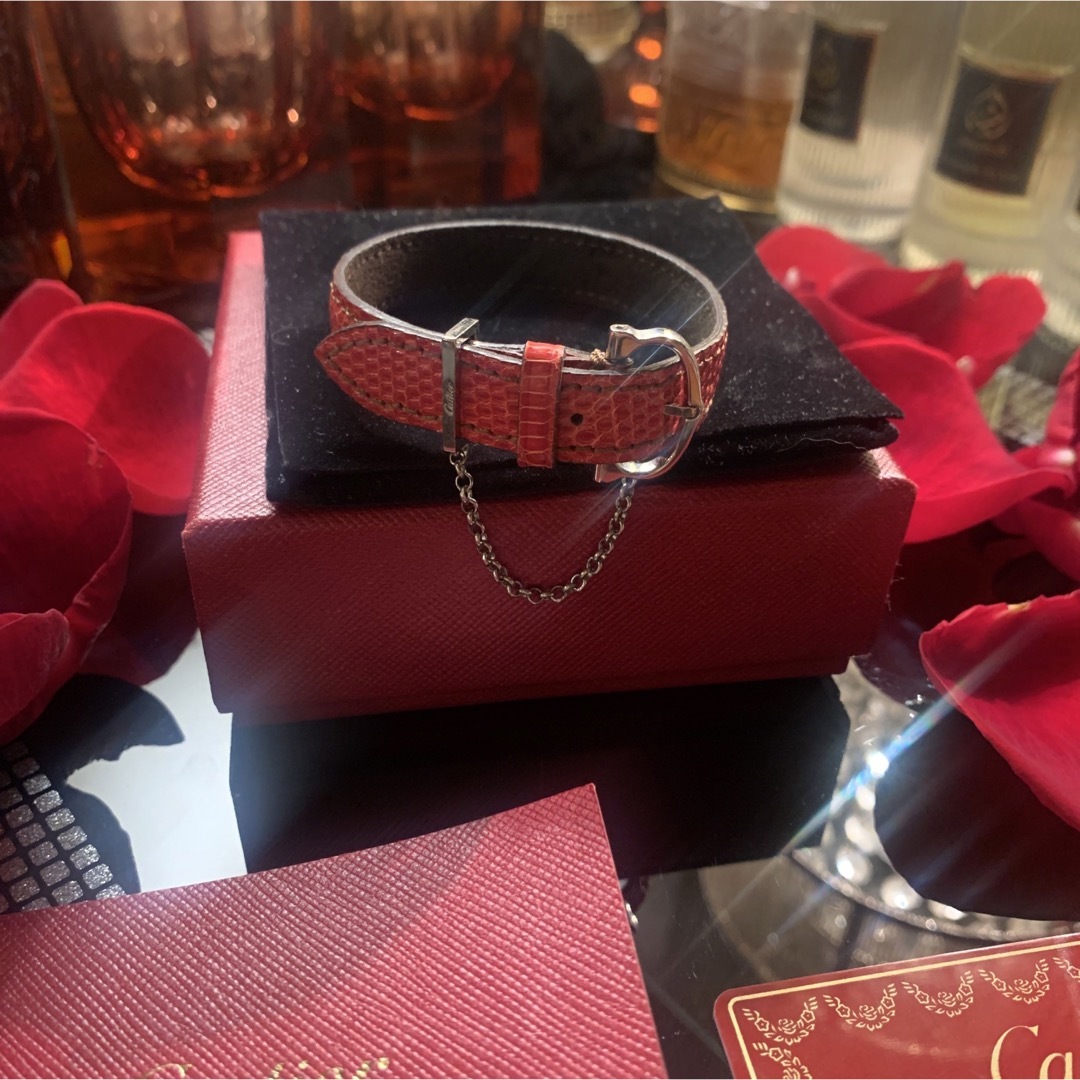 Cartier(カルティエ)のcartier  ブレスレット　赤　希少 ハンドメイドのアクセサリー(ブレスレット/バングル)の商品写真