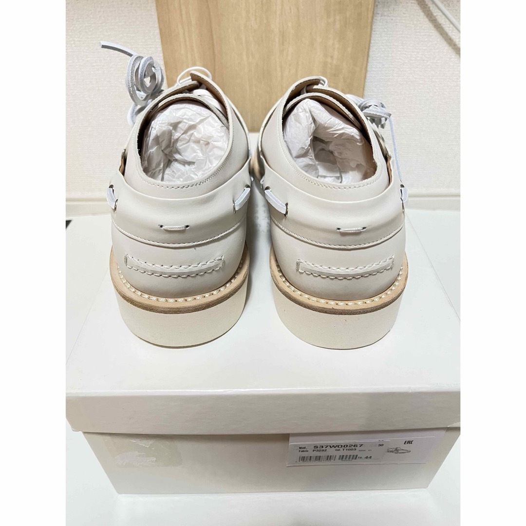 Maison Martin Margiela(マルタンマルジェラ)の新品Maison Margiela マルジェラ　アシンメトリ　デッキシューズ44 メンズの靴/シューズ(スリッポン/モカシン)の商品写真