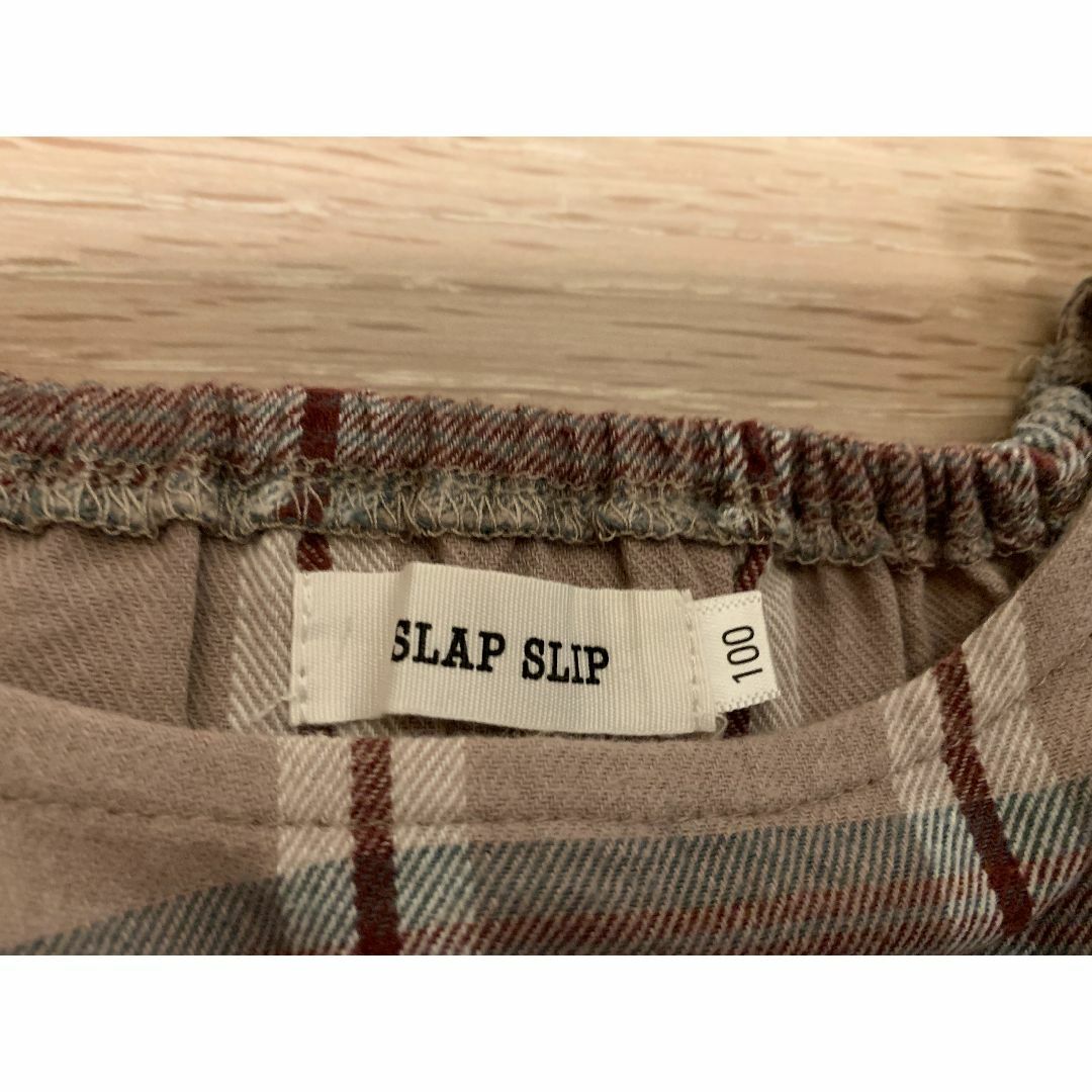 SLAP SLIP(スラップスリップ)の【最終値下】SLAP SLIP ワンピース＆タートルニット 100サイズ キッズ/ベビー/マタニティのキッズ服女の子用(90cm~)(ワンピース)の商品写真