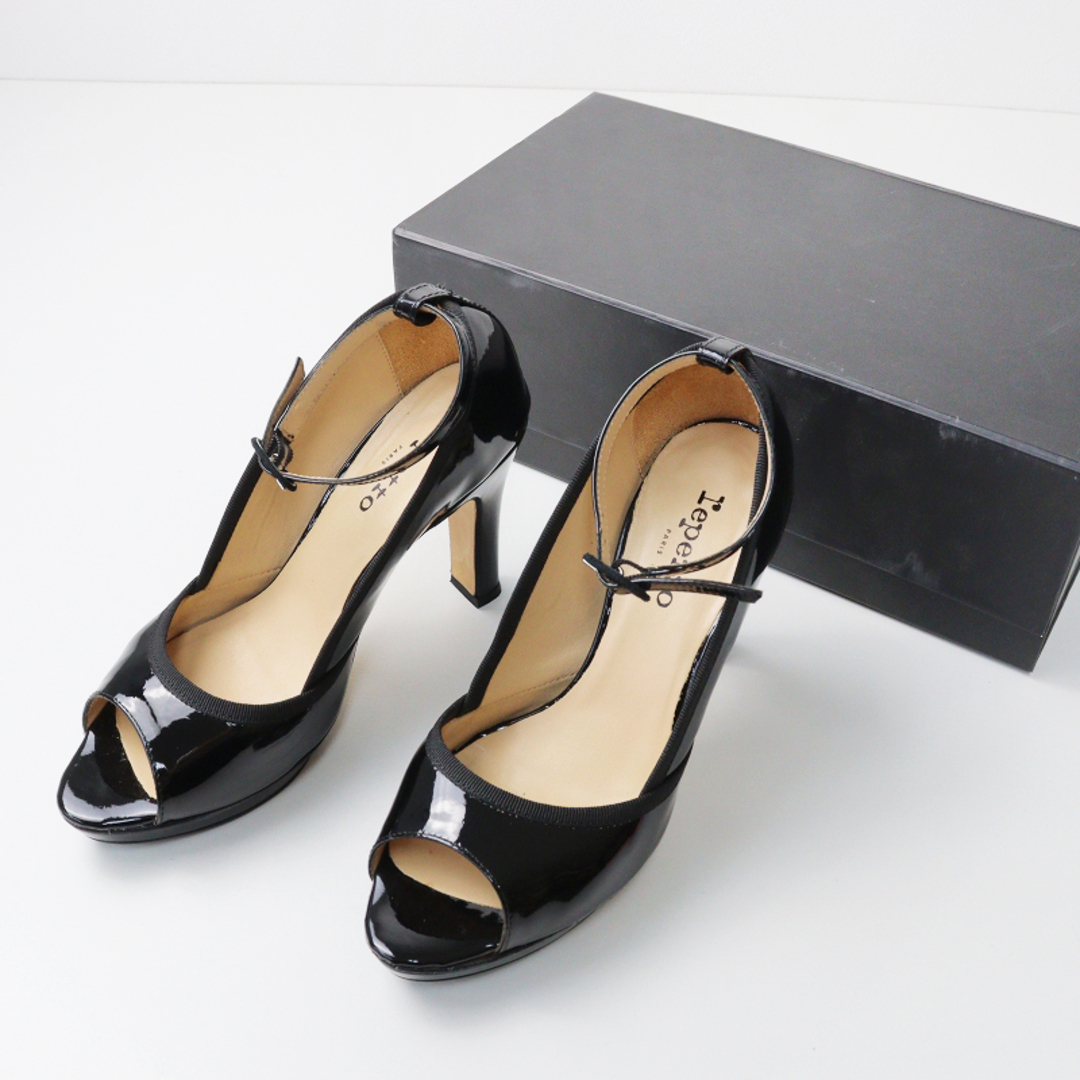 repetto(レペット)のレペット repetto アンクルストラップ オープントゥ エナメルパンプス 38/ブラック ハイヒール【2400013625494】 レディースの靴/シューズ(その他)の商品写真