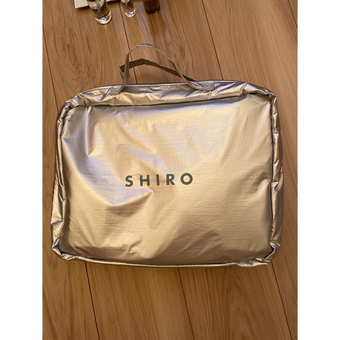 shiro(シロ)のshiroアドベントカレンダー2023 コスメ/美容のキット/セット(コフレ/メイクアップセット)の商品写真