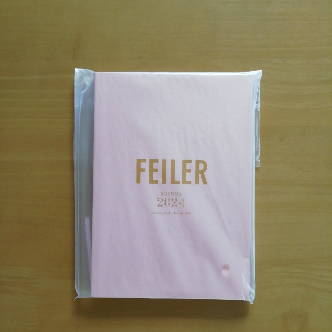 FEILER(フェイラー)のGLOW12月号 フェイラー手帳（カバーなし） エンタメ/ホビーの雑誌(その他)の商品写真