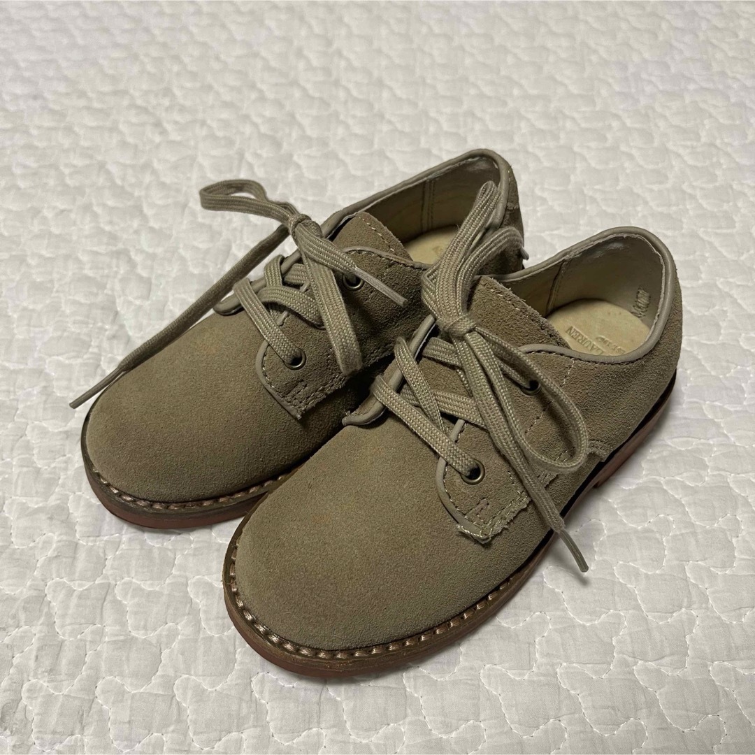 POLO RALPH LAUREN(ポロラルフローレン)のPOLO RALPH LAUREN キッズシューズスウェード ベージュ 14cm キッズ/ベビー/マタニティのベビー靴/シューズ(~14cm)(フォーマルシューズ)の商品写真