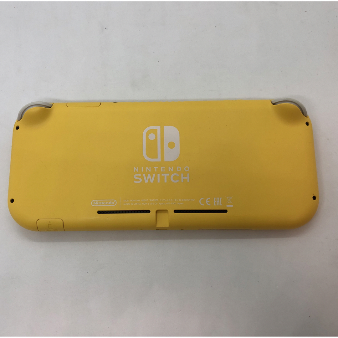 Nintendo Switch(ニンテンドースイッチ)のSwitch Lite （イエロー）本体 エンタメ/ホビーのゲームソフト/ゲーム機本体(携帯用ゲーム機本体)の商品写真