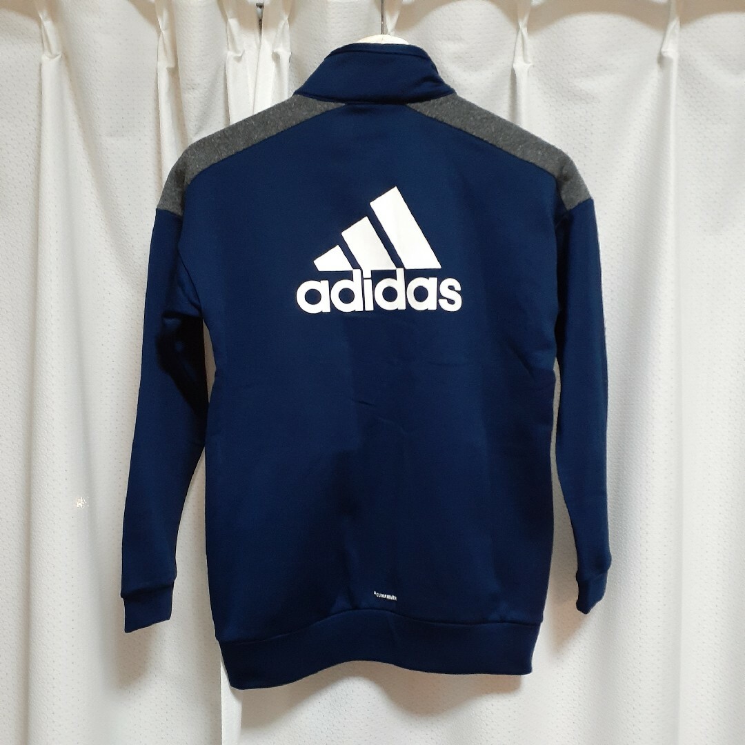 adidas(アディダス)のアディダス adidas 裏起毛ジャケット 150 キッズ/ベビー/マタニティのキッズ服男の子用(90cm~)(ジャケット/上着)の商品写真