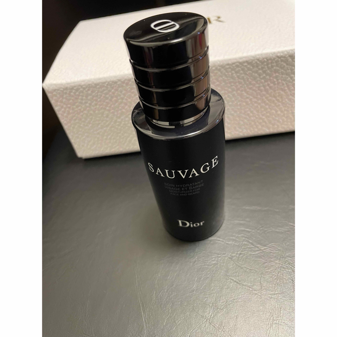 Dior(ディオール)のDior SAUVAGE ディオール フェイスモイスチャライザー 乳液 75ml コスメ/美容のスキンケア/基礎化粧品(乳液/ミルク)の商品写真