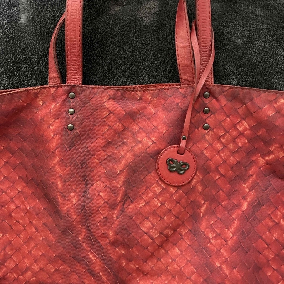 Bottega Veneta(ボッテガヴェネタ)のバッグ　イントレッチオリュージョン レディースのバッグ(ショルダーバッグ)の商品写真