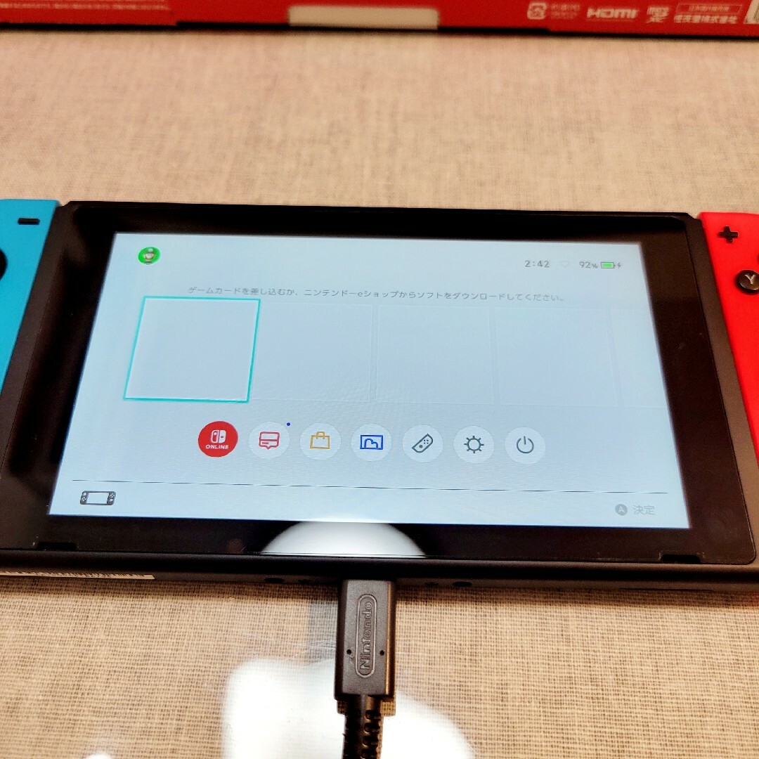 Nintendo Switch(ニンテンドースイッチ)のはるはる様お取り置き※12/7(木)まで エンタメ/ホビーのゲームソフト/ゲーム機本体(家庭用ゲーム機本体)の商品写真