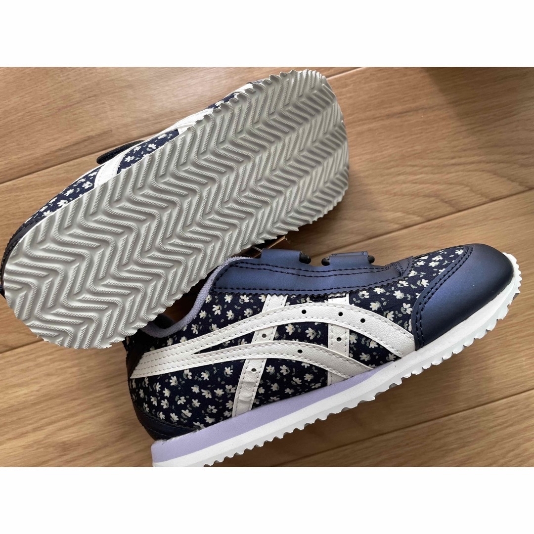 asics(アシックス)のメティッド ナロー MINI CT 19、5 新品 キッズ/ベビー/マタニティのキッズ靴/シューズ(15cm~)(スニーカー)の商品写真