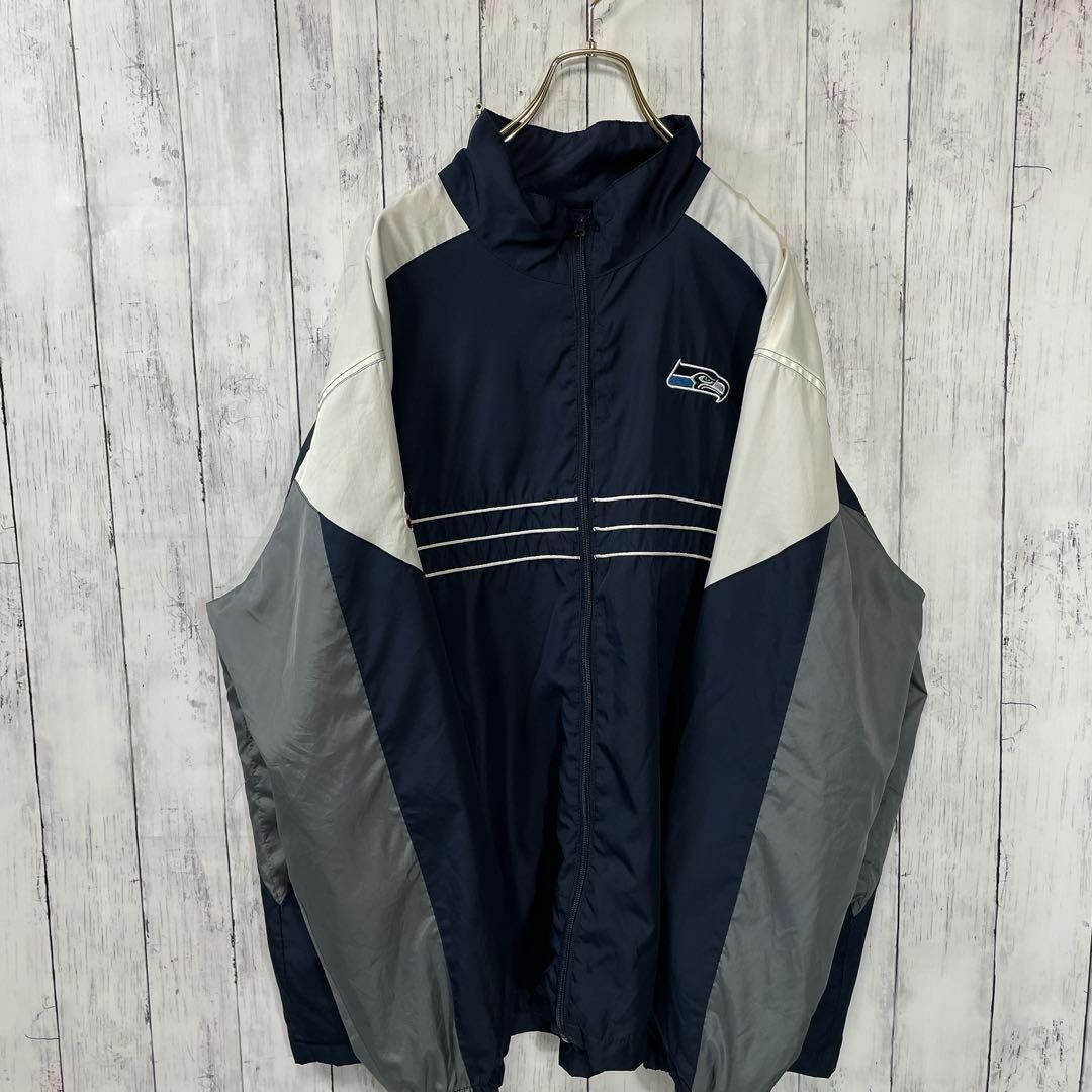 Reebok(リーボック)のNFLアメフト　シーホークス　オーバーサイズ2ＸＬ　薄手ナイロンブルゾン　古着 メンズのジャケット/アウター(ナイロンジャケット)の商品写真