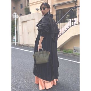 アメリヴィンテージ(Ameri VINTAGE)のAMERI BALLOON SLEEVE PLEATS TRENCH アメリ(トレンチコート)