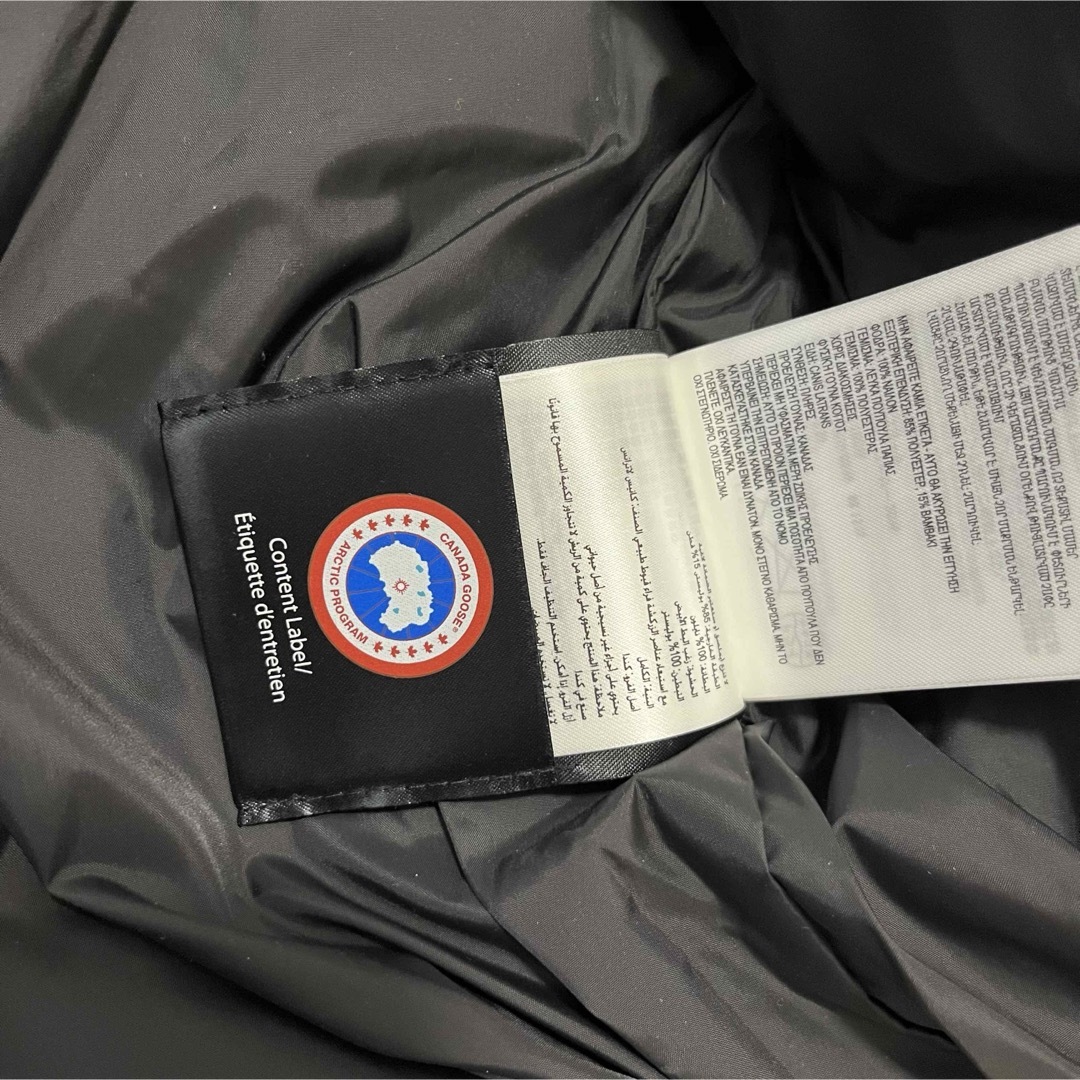 CANADA GOOSE(カナダグース)の【新品】CANADA GOOSE（カナダグース） レディースのジャケット/アウター(ダウンジャケット)の商品写真