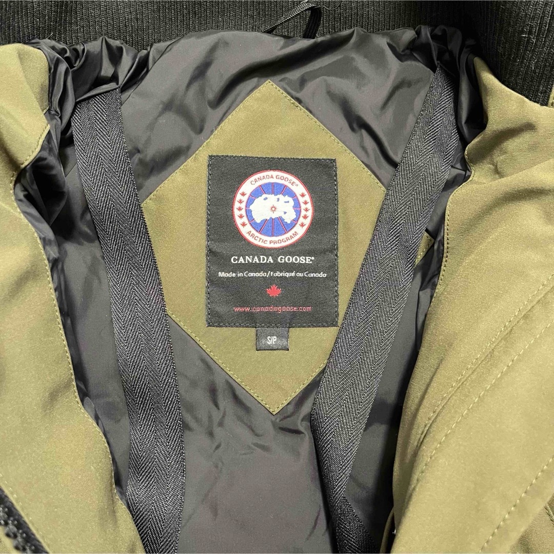 CANADA GOOSE(カナダグース)の【新品】CANADA GOOSE（カナダグース） レディースのジャケット/アウター(ダウンジャケット)の商品写真