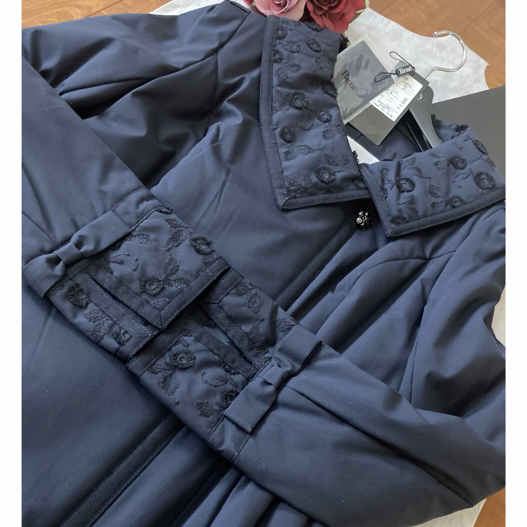 レディースRene✨　新品未使用✨　　レース襟フィットアンドフレア中綿ロングコート