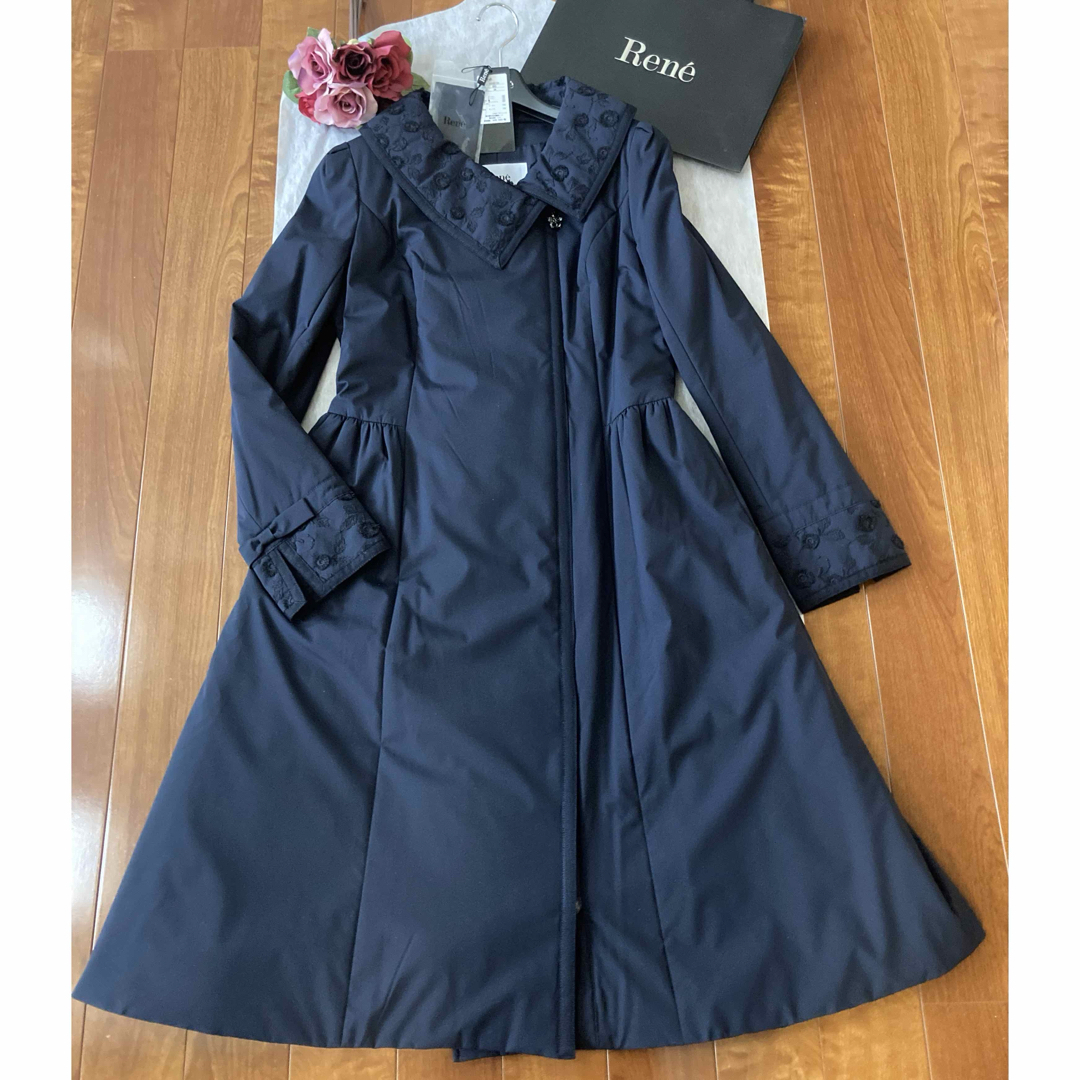 René - Rene✨　新品未使用✨　　レース襟フィットアンドフレア中綿ロングコート