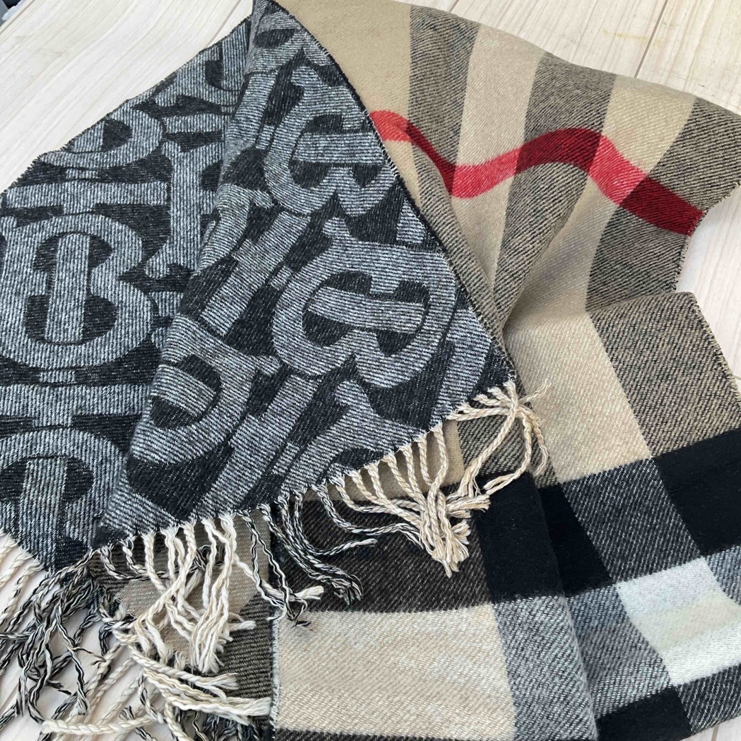 BURBERRY(バーバリー)のバーバリー　マフラー　中古美品 メンズのファッション小物(マフラー)の商品写真