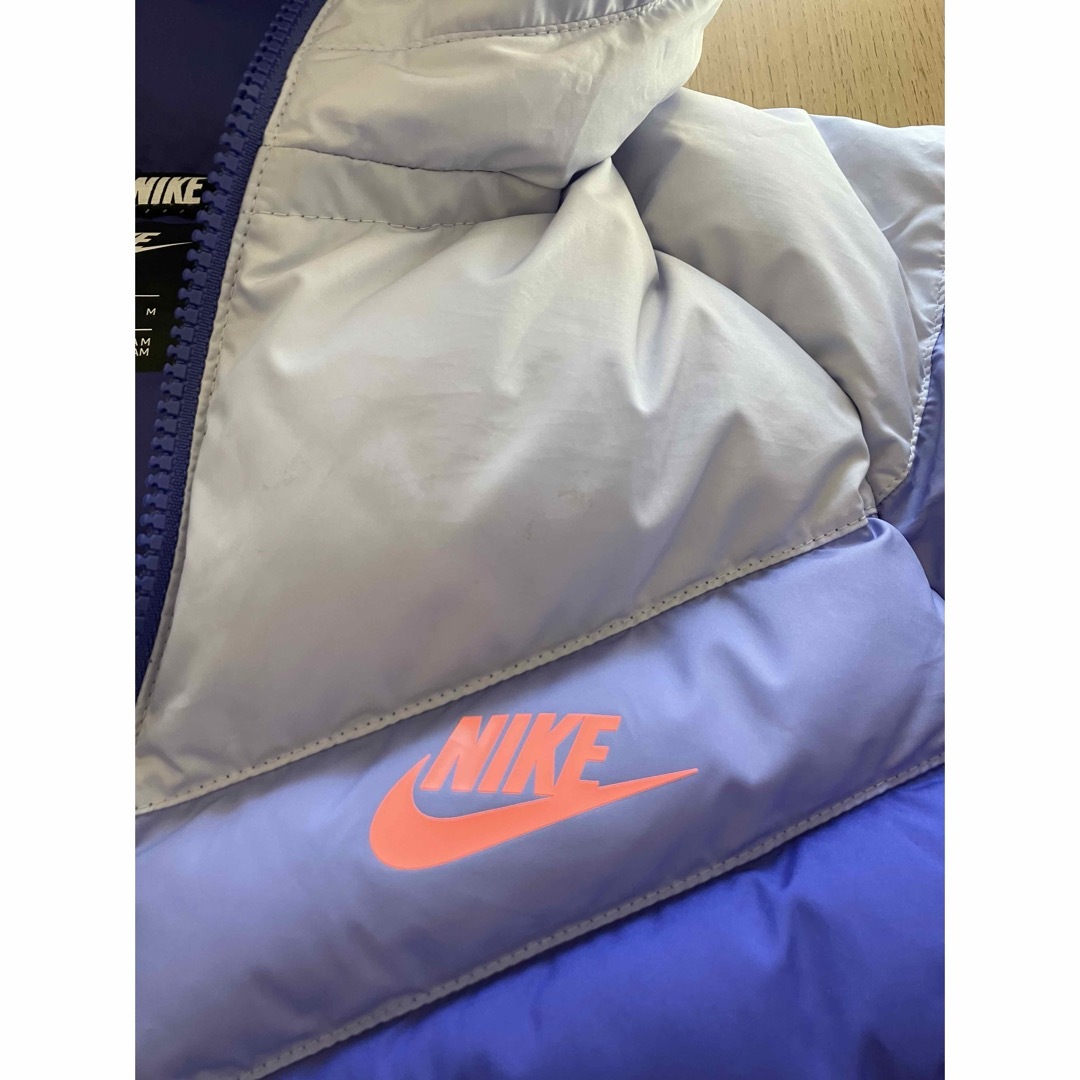 NIKE(ナイキ)のNIKE ダウンジャケット　140-150 キッズ/ベビー/マタニティのキッズ服女の子用(90cm~)(ジャケット/上着)の商品写真