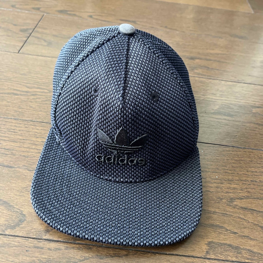 adidas(アディダス)のadidas キャップ  メンズの帽子(キャップ)の商品写真