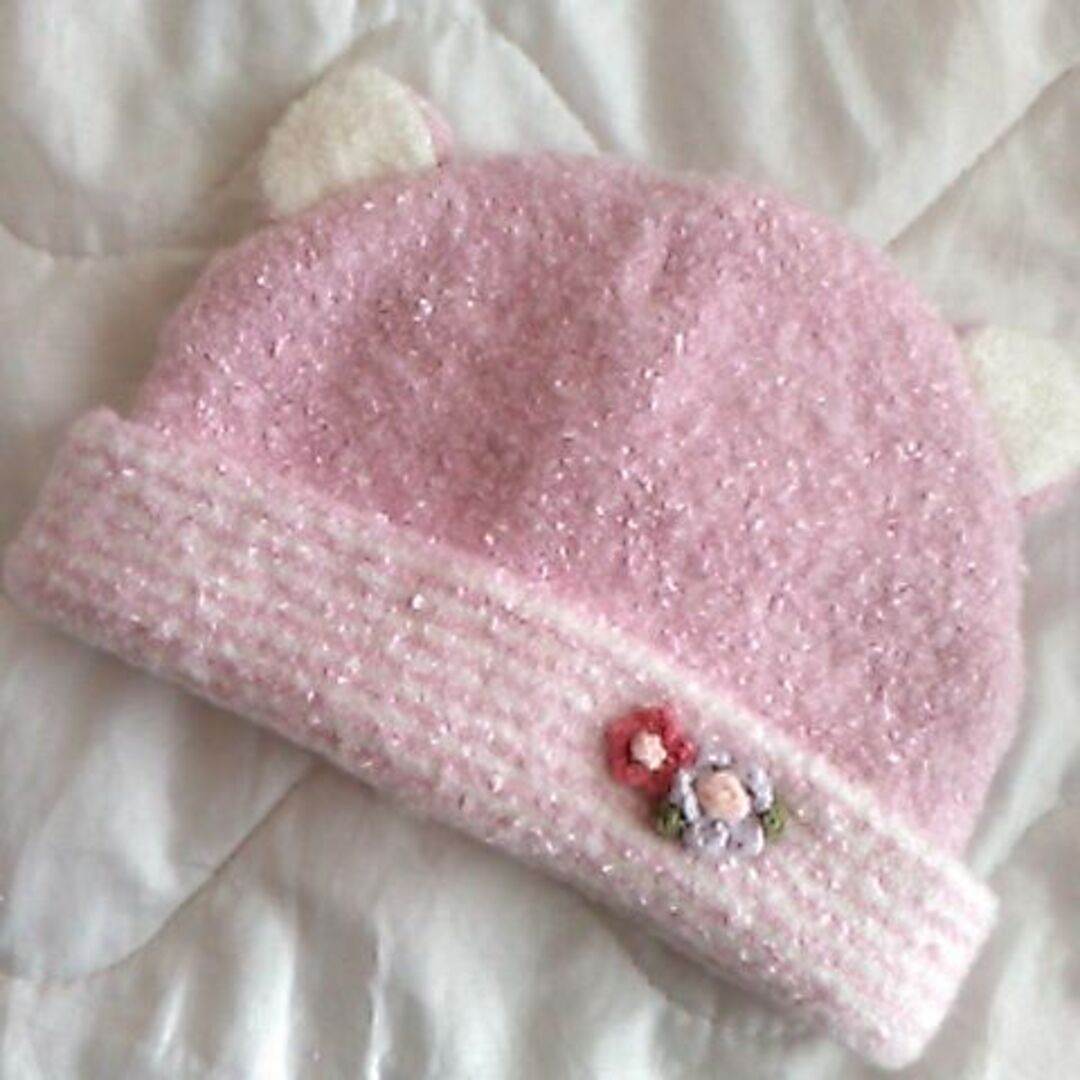 Souris(スーリー)の[新品] Souris 耳付きボア帽子 かぎ編みフラワー 40～45㎝ 濃ピンク キッズ/ベビー/マタニティのこども用ファッション小物(帽子)の商品写真