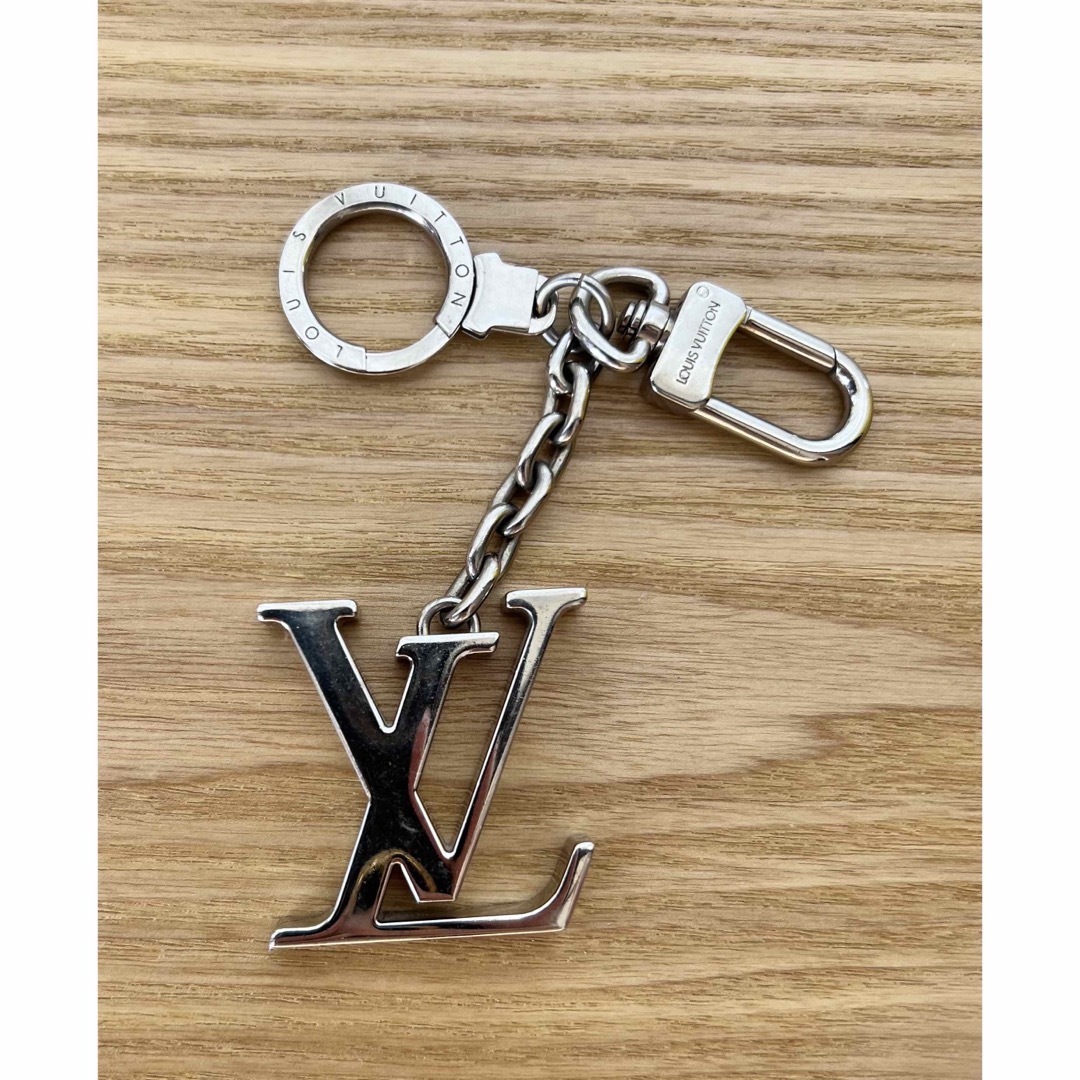 LOUIS VUITTON(ルイヴィトン)のルイ・ヴィトン（LOUIS VUITTON） キーリング レディースのファッション小物(キーホルダー)の商品写真