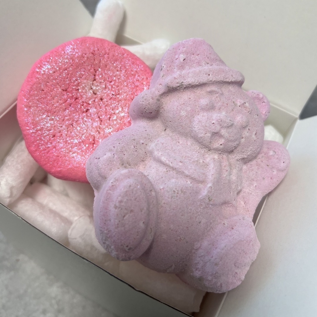 LUSH(ラッシュ)のLUSH バスボールset コスメ/美容のボディケア(入浴剤/バスソルト)の商品写真