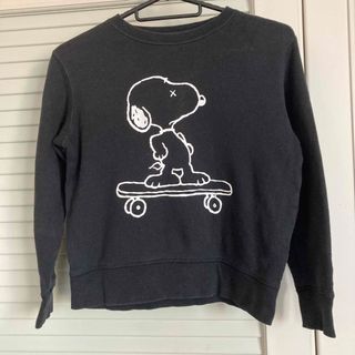 ピーナッツ(PEANUTS)のKAWS × PEANUTS トレーナー　スヌーピー　130(Tシャツ/カットソー)