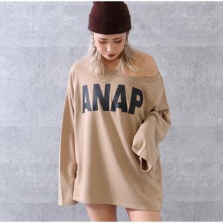 アナップ(ANAP)のANAPロゴワンショルダースウェットトップス サイズ感写真に記載してます(Tシャツ(長袖/七分))