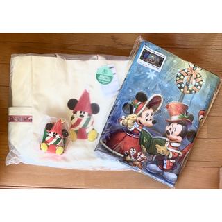 ディズニー(Disney)のディズニー　クリスマス2023年　トートバッグ　ワイドバスタオル　バッグチャーム(キャラクターグッズ)