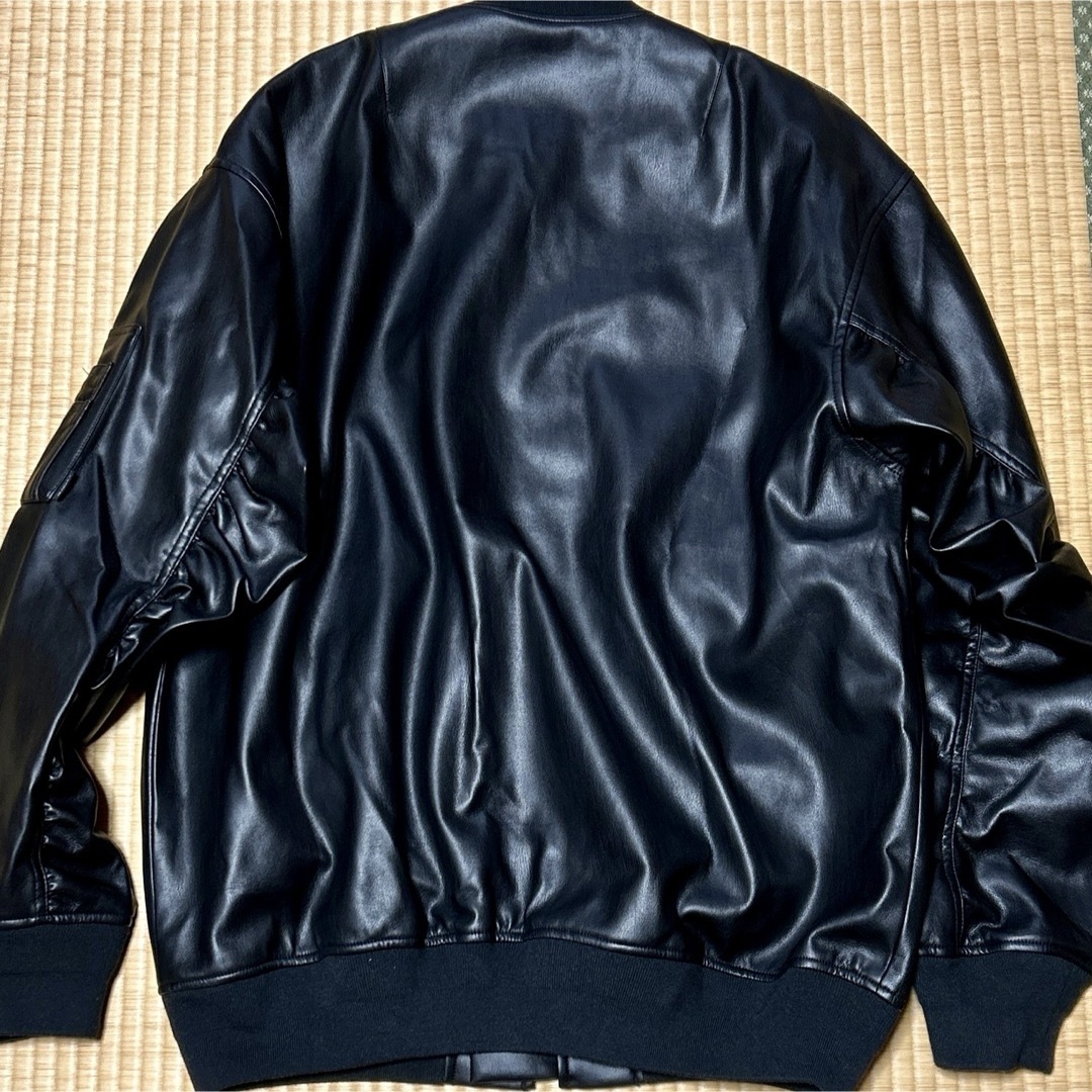 JEANASIS(ジーナシス)のジーナシス ビーガンレザー MA-1 レディースのジャケット/アウター(ライダースジャケット)の商品写真