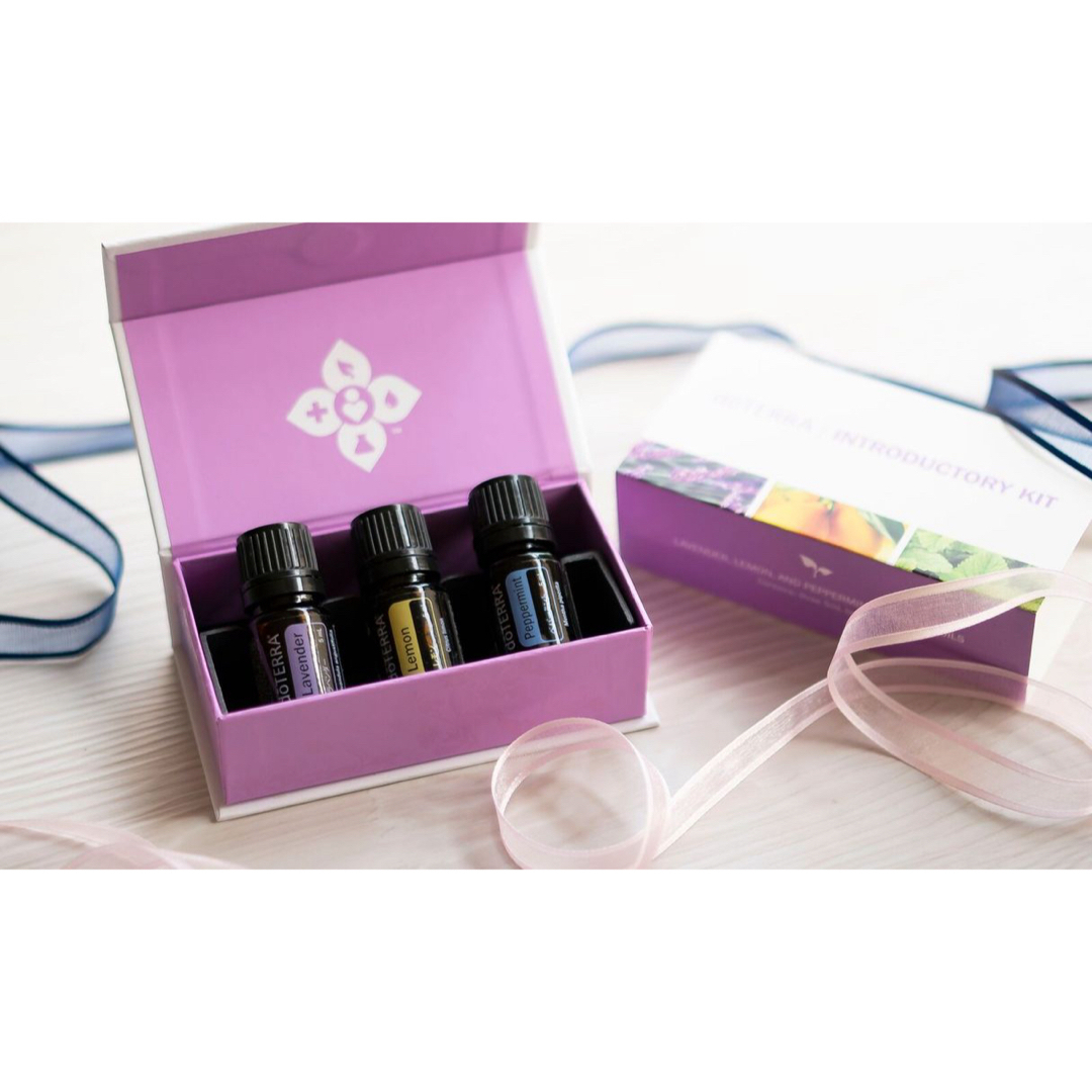 doTERRA(ドテラ)のイントロキット | doTERRA エッセンシャルオイル コスメ/美容のリラクゼーション(エッセンシャルオイル（精油）)の商品写真