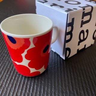 マリメッコ(marimekko)のマリメッコ　ウニッコ　マグカップ(グラス/カップ)