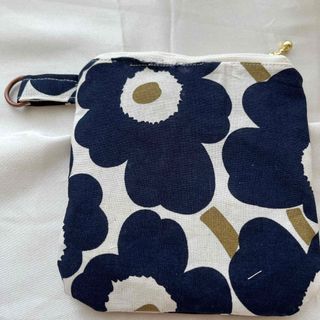 マリメッコ(marimekko)のマリメッコハンドメイド(ポーチ)