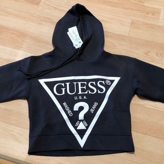 ゲス(GUESS)の新品・未使用　GUESS ダークグレー　パーカー(パーカー)