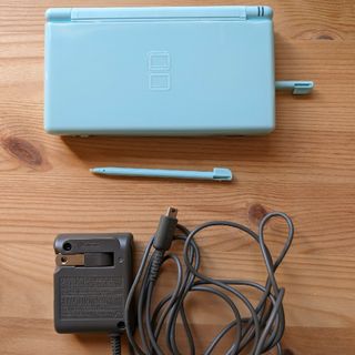 ニンテンドーDS(ニンテンドーDS)のニンテンドーDS Lite(携帯用ゲーム機本体)