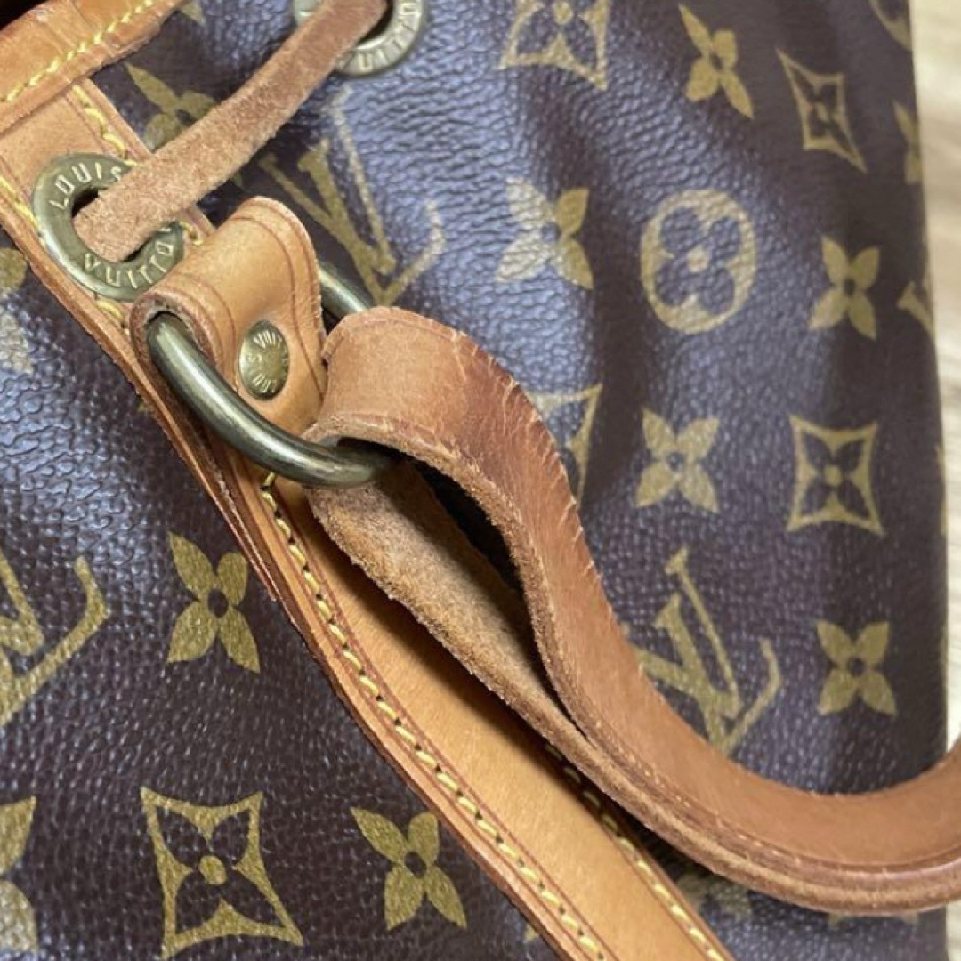 LOUIS VUITTON(ルイヴィトン)のルイヴィトン　プチノエ　巾着　ショルダー レディースのバッグ(ショルダーバッグ)の商品写真