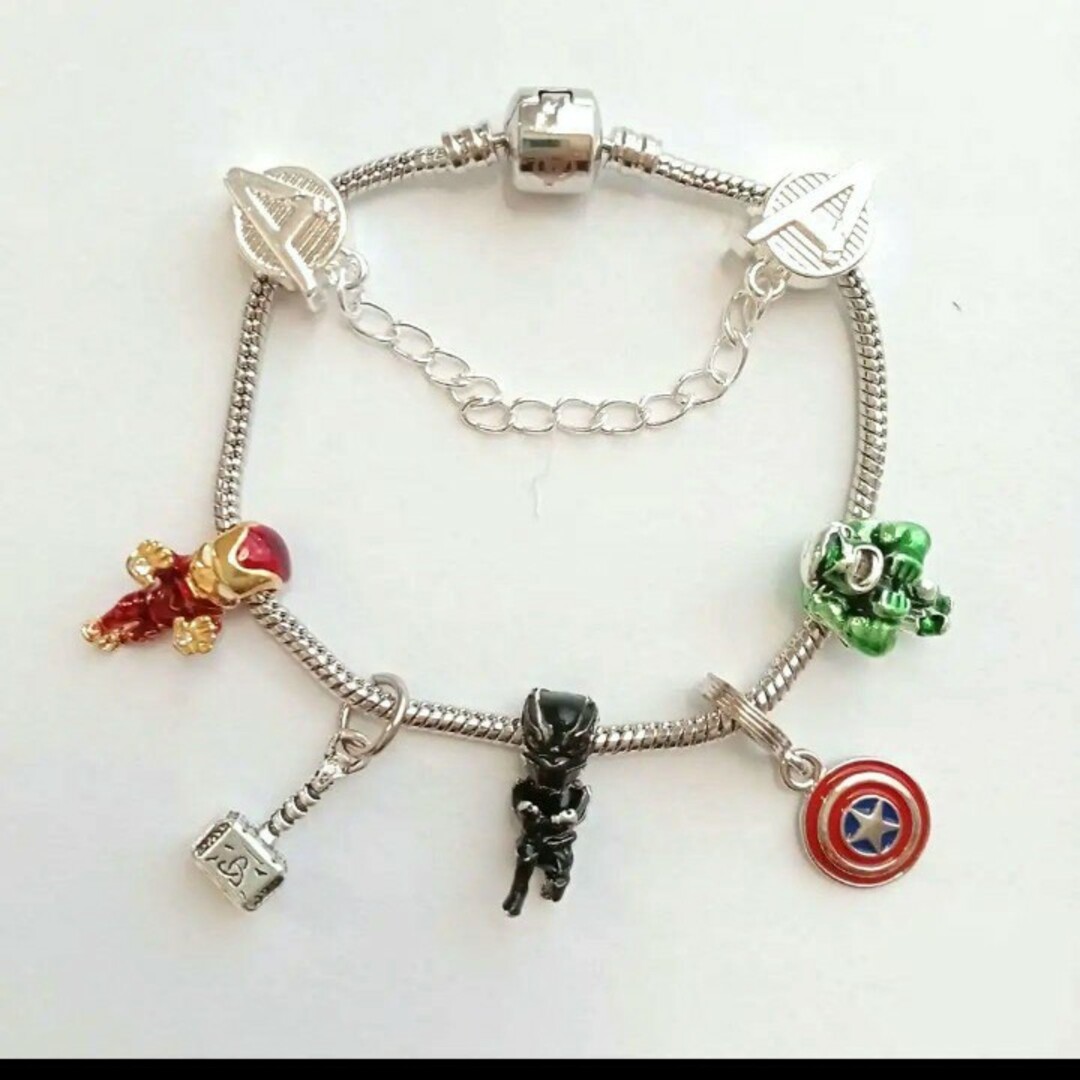 Disney(ディズニー)のMARVEL　ブレスレット メンズのアクセサリー(ブレスレット)の商品写真