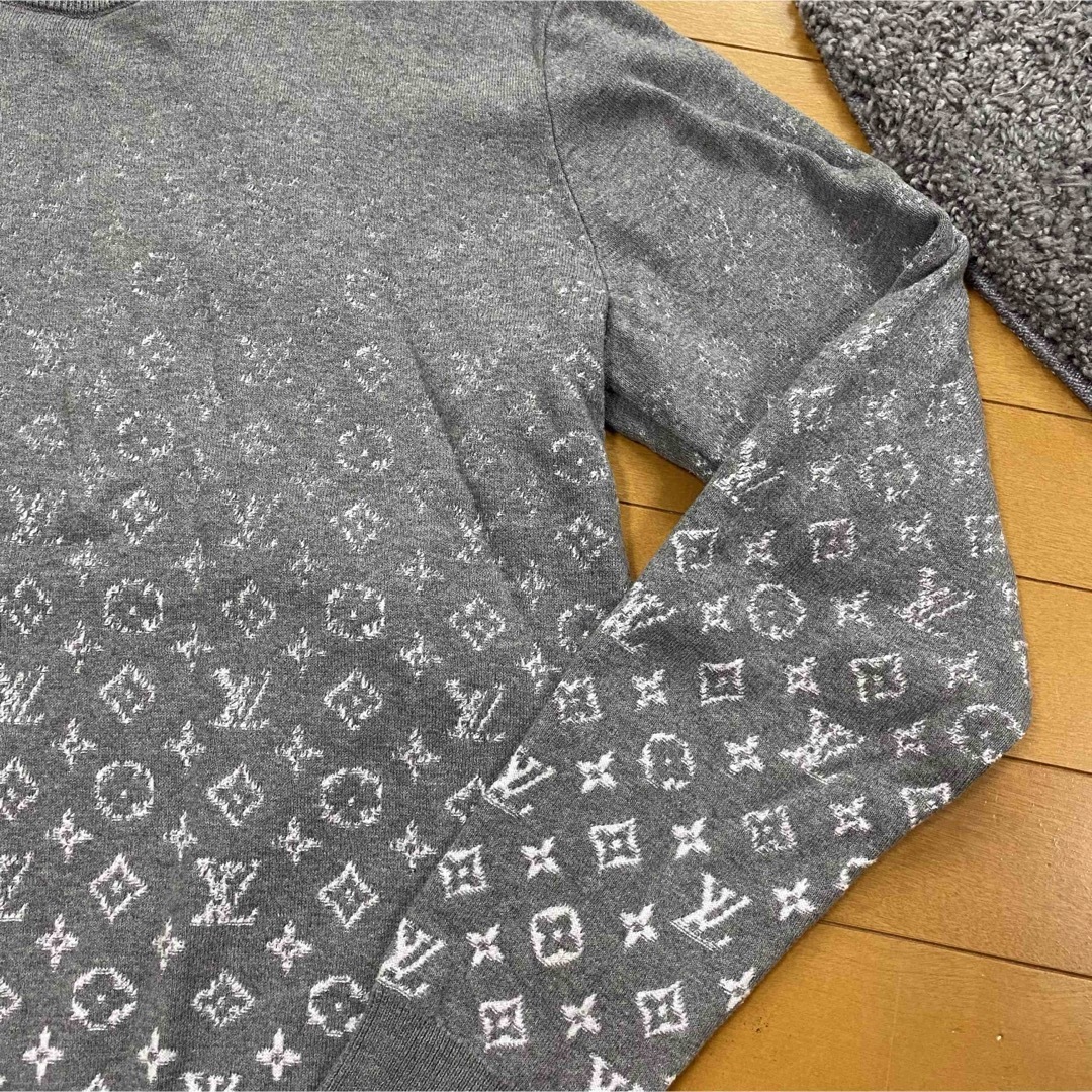 LOUIS VUITTON(ルイヴィトン)のLouis Vuitton  人気セーター　サイズL 早い者勝ち！安い！ メンズのトップス(ニット/セーター)の商品写真